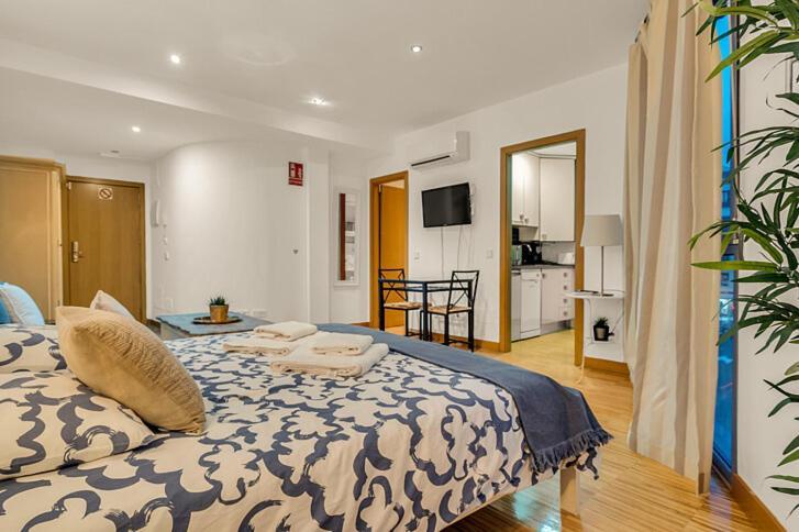 Wonder Apartments Мадрид Екстериор снимка